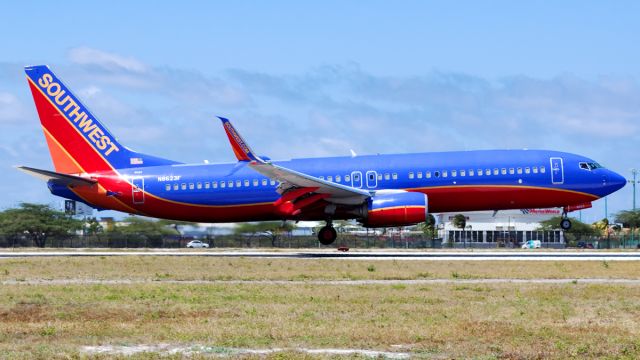 Boeing 737-800 (N8623F) - flare on RWY