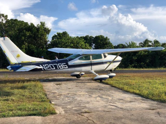 Cessna Skylane (N20785) - Angelina Field, Cessna 182P N20785