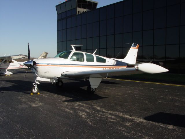 Beechcraft Bonanza (33) (N4533S)