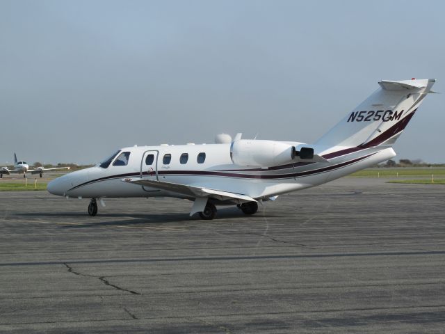 Cessna Citation CJ1 (N525CM)