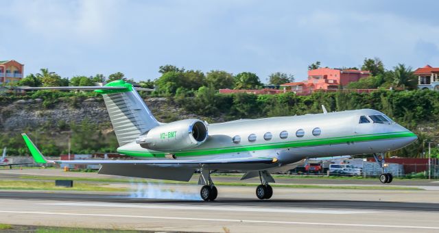 Gulfstream Aerospace Gulfstream IV (VQ-BMT) - VQ-BMT landing at TNCM St Maarten