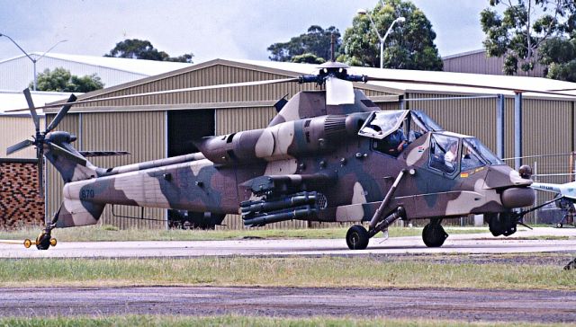 — — - 870 Rooivalk (Red Hawk) battlefield helicopter about 1999