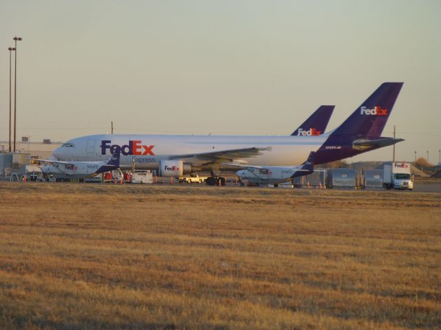 Airbus A300F4-600 (N743FD)