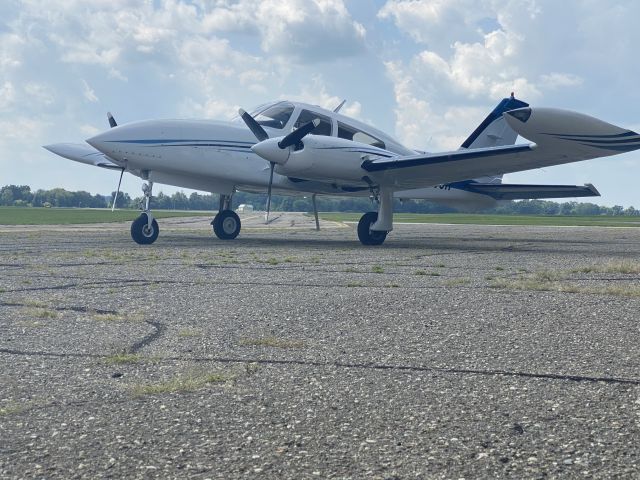 Cessna 310 (N340CH)