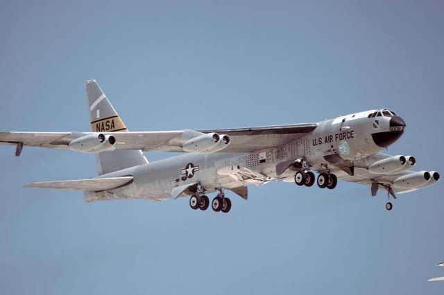 Boeing B-52 Stratofortress (52-0008) - Boeing NB-52B 52-0008 n flight over the NASA Dryden Flight Research Center on the fortieth anniversary of its arrival at Edwards Air Force Base on June 30, 1995. It was equipped with with a pair of J85 jet engines attached to a pallet in the bomb bay and the X-15 pylon had been removed.