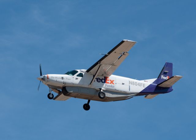 Cessna Caravan (N804FE)