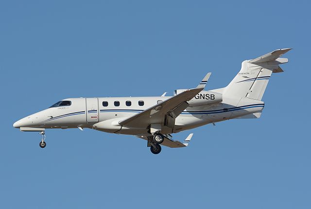 Embraer Phenom 300 (C-GNSB) - Visiting CYHU on 03-12-2021