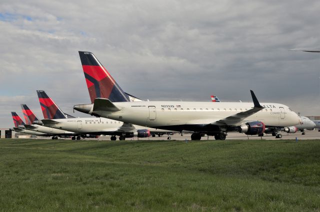 Embraer 170/175 (N233JQ) - Part of the parked Covid-19 fleet.