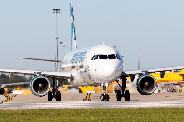 Airbus A321 (N709FR) - Frontier A321 lining up on 36R