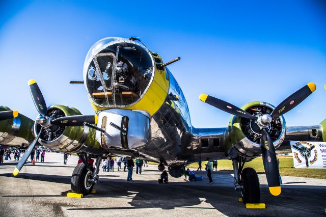 Boeing B-17 Flying Fortress —