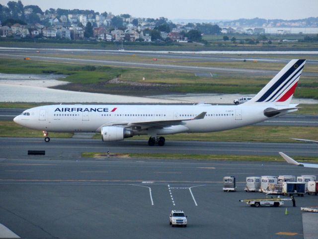 Airbus A330-200 (F-GZCO)