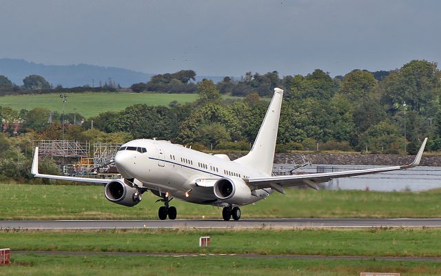 Boeing 737-700 (02-0042) - "valor40" usaf c-40b 02-0042 dep shannon 15/9/18.