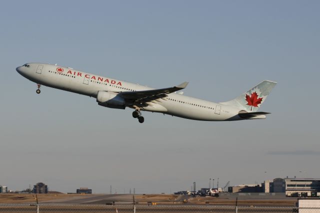 Airbus A330-300 (C-GFAF) - March 26, 2006 - departed from Toronto 