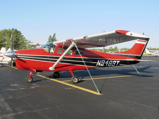 Cessna Centurion (N9489T) - A 1960 Cessna 210. Very nice.