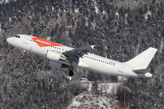 Airbus A320 (G-EJCA)