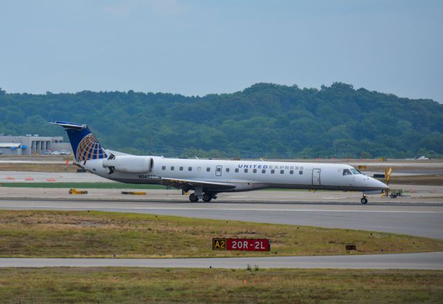 Embraer ERJ-145 (N14950)