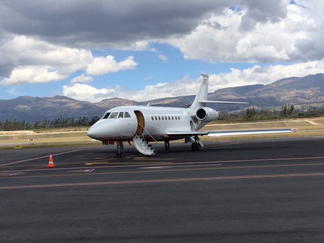 Dassault Falcon 2000 (N974HR)