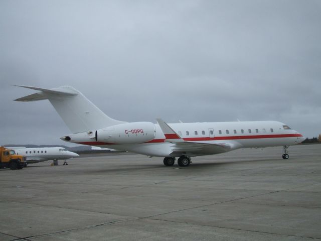 — — - Parked for the night at Goose Airport Lab.