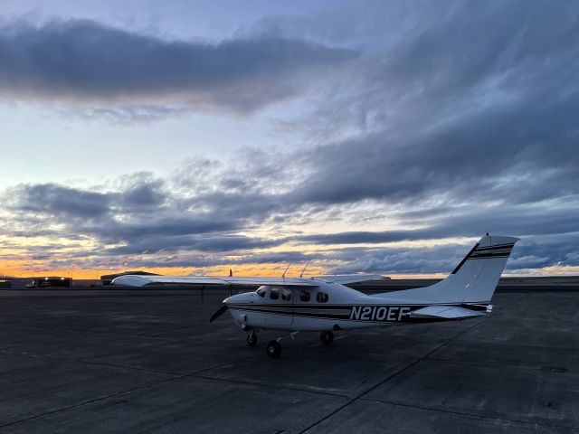 Cessna P210 Pressurized Centurion (N210EF) - Beautiful evening flight