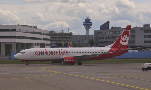 Boeing 737-800 (D-ABBX) - AirBerlin Boeing 737-808(WL) D-ABBX in Cologne