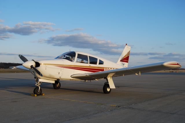 Piper Cherokee (N12354)