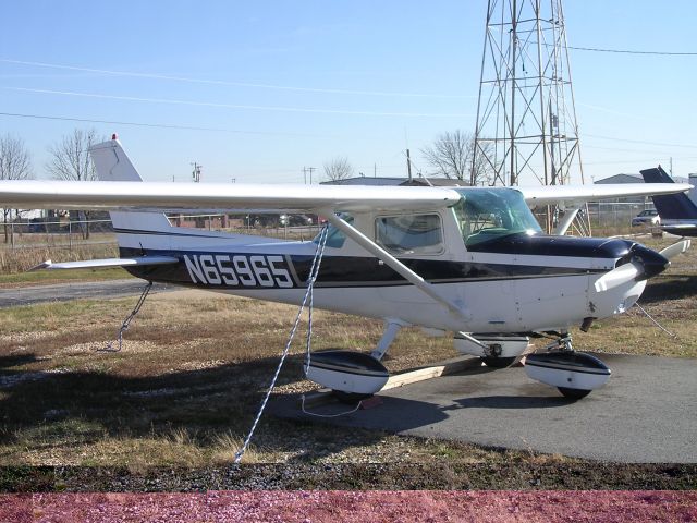 Cessna 152 (N65965)