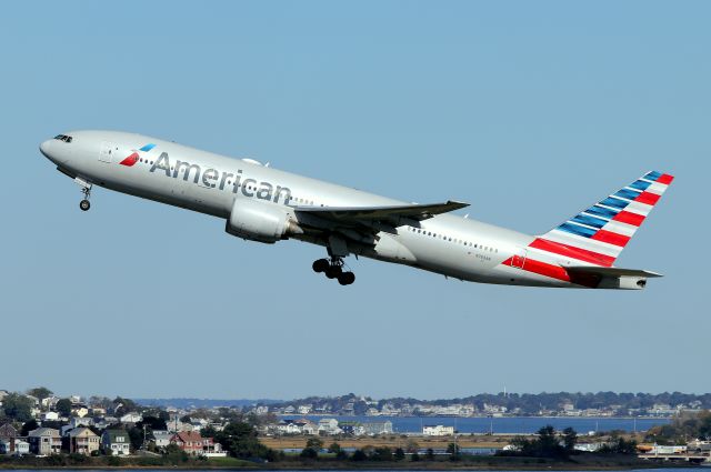 Boeing 777-200 (N783AN) - AA 1156 departing to Miami