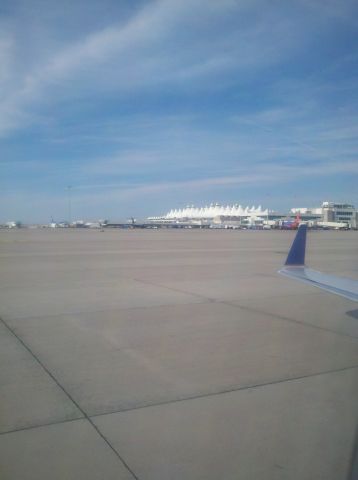 Canadair Regional Jet CRJ-200 (N937SW) - Denver Main Terminal after landing on UA6250 15JUL from MSO.