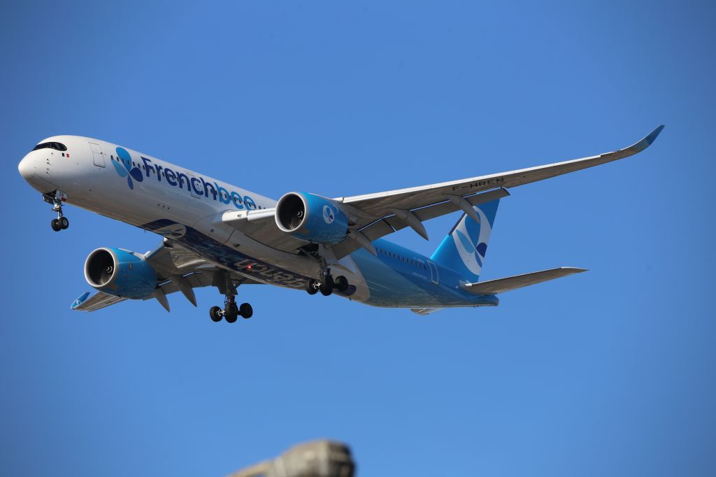 Airbus A350-900 (F-HREN)