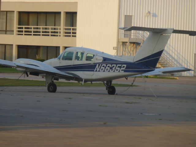 Beechcraft Duchess (N66352)