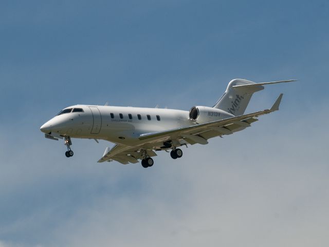 Bombardier Challenger 300 (N313V) - 5/1/2020