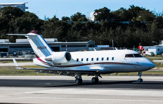 Canadair Challenger (N350PR)