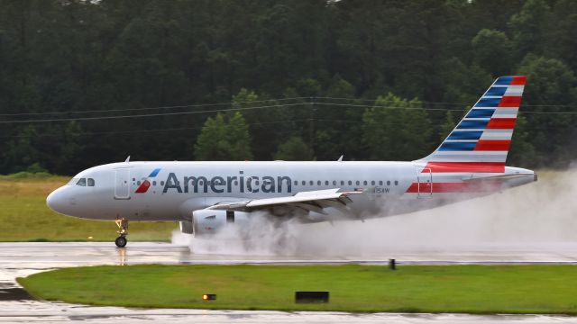 Airbus A319 (N815AW) - American Airlines Airbus A319 (N815AW) arrives at KRDU Rwy 23R on 6/24/2017 at 7:04 pm.