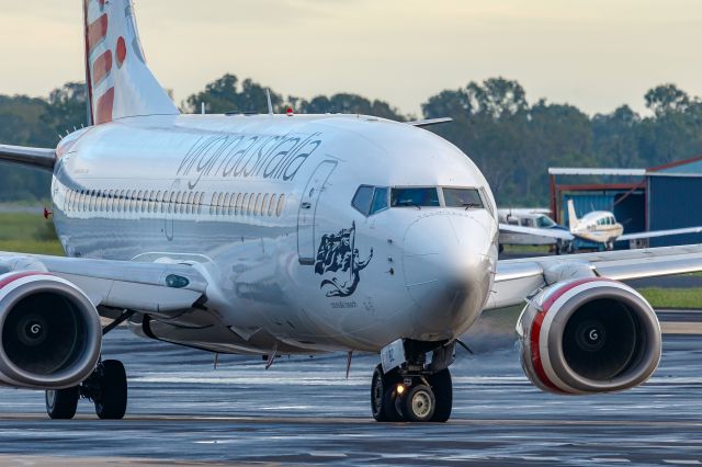 Boeing 737-700 (VH-VBZ)