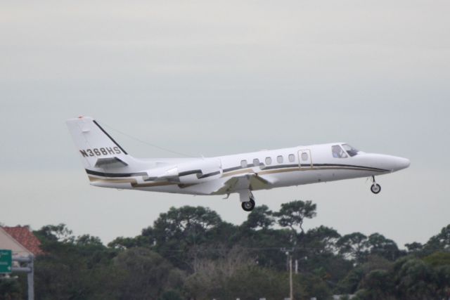 Cessna Citation II (N368HS) - Cessna Citation II (N368HS) departs Sarasota-Bradenton International Airport enroute to St Cloud Airport