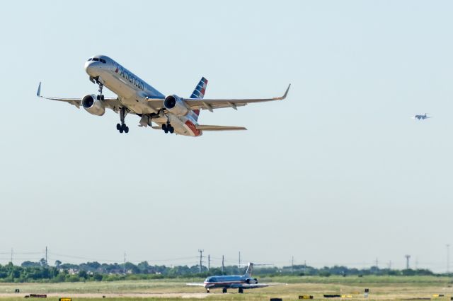 Boeing 757-200 —