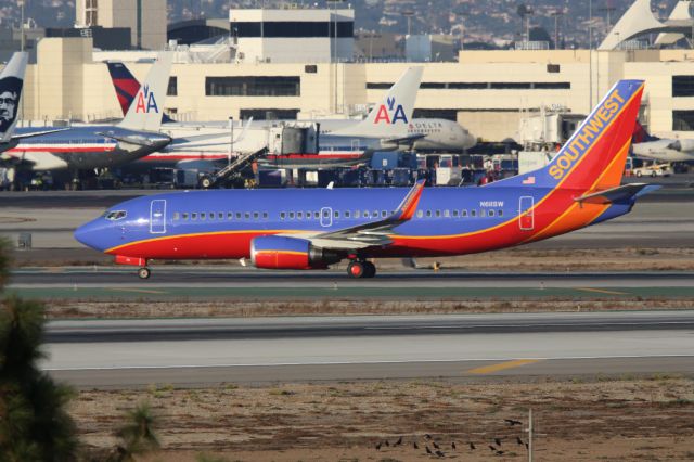 BOEING 737-300 (N611SW)