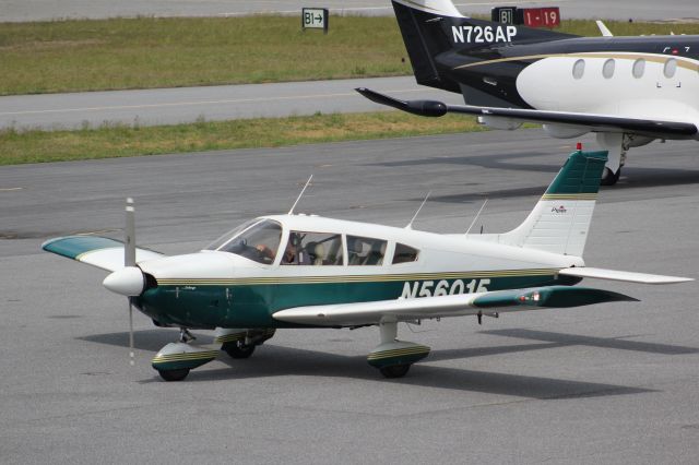 Piper Cherokee (N56015)