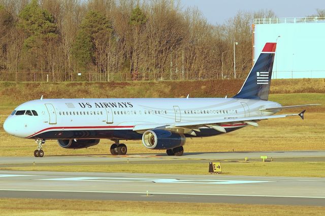 Airbus A321 (N560UW) - Awaiting departure 18C.