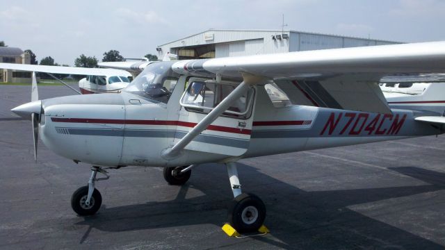 Cessna Skyhawk (N704CM)