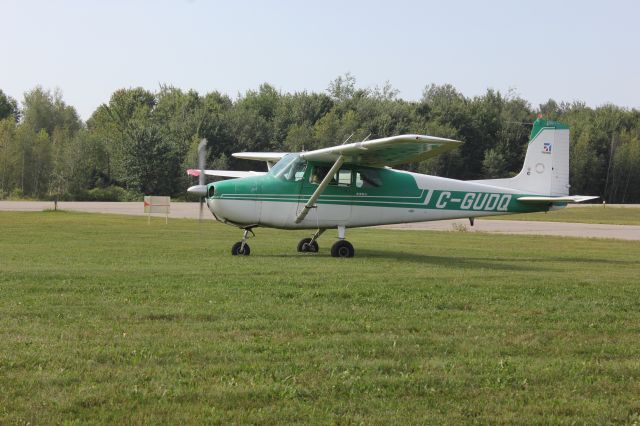 C-GUDQ — - Cessna 172 C-GUDQ Aéroport de Lachute CSE4 QC. 25-08-2018