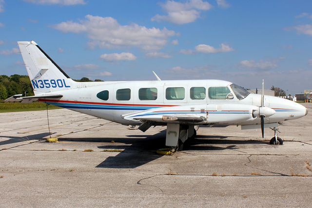Piper Navajo (N3590L)