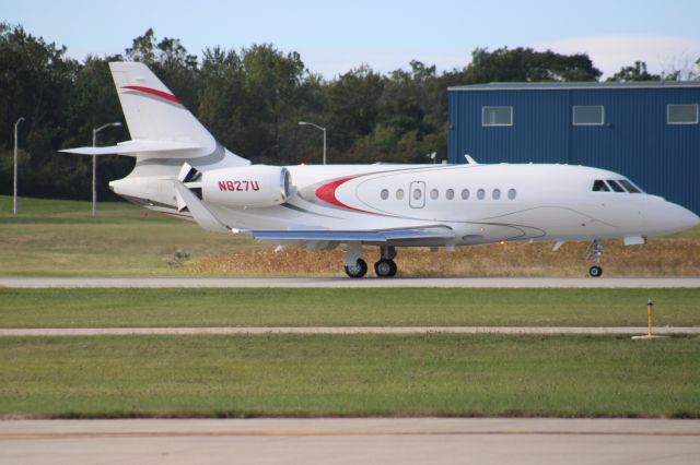 Dassault Falcon 2000 (N827U)