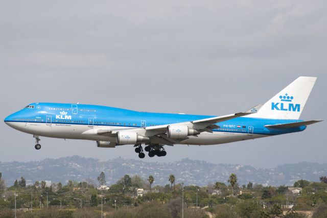 Boeing 747-400 (PH-BFC) - PH-BFC  Boeing  B747-406BC  KLM  KLAX  20130306  4863