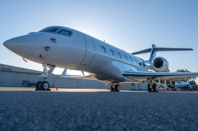 Gulfstream Aerospace Gulfstream G650 (N298AL) - Nice G650ER at Columbia Metropolitan Airport 