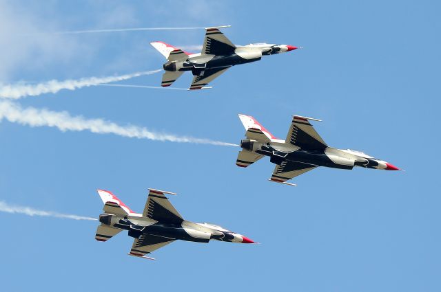 Lockheed F-16 Fighting Falcon — - Westfield Air Show