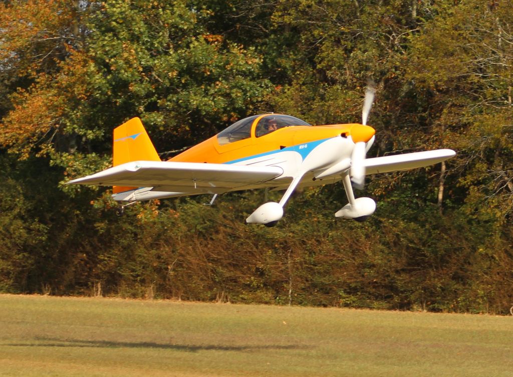 Vans RV-6 (N239LS) - A VANS RV-6 departing Moontown Airport in Brownsboro, AL during the EAA 190 Fly-In on October 15, 2016.