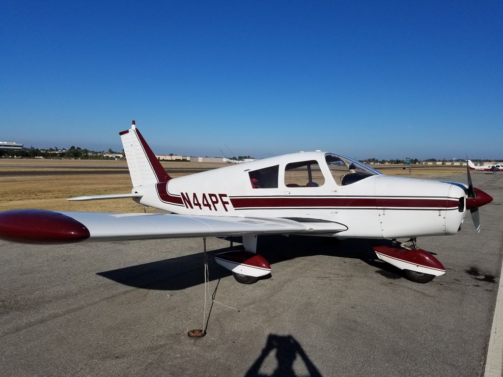 Piper Cherokee (N44PF)