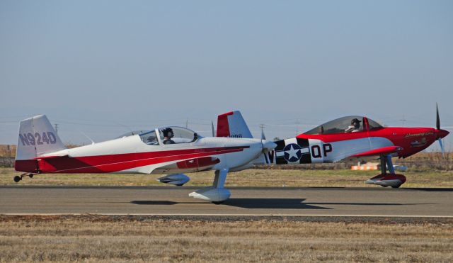 — — - Three RVs take-off in formation at Merced Regional Airport