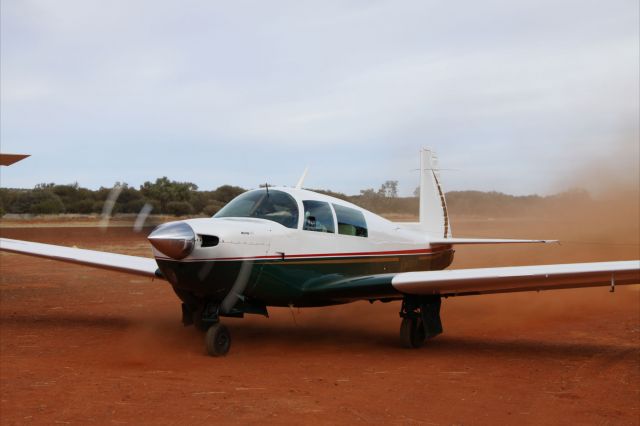 Mooney M-20 (VH-SGJ)